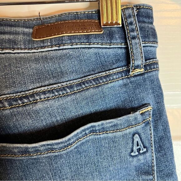 Articles Of Society Stretchy Jean, Size 28.‎  Comfy!  Distressed Ankle. - Picture 7 of 7